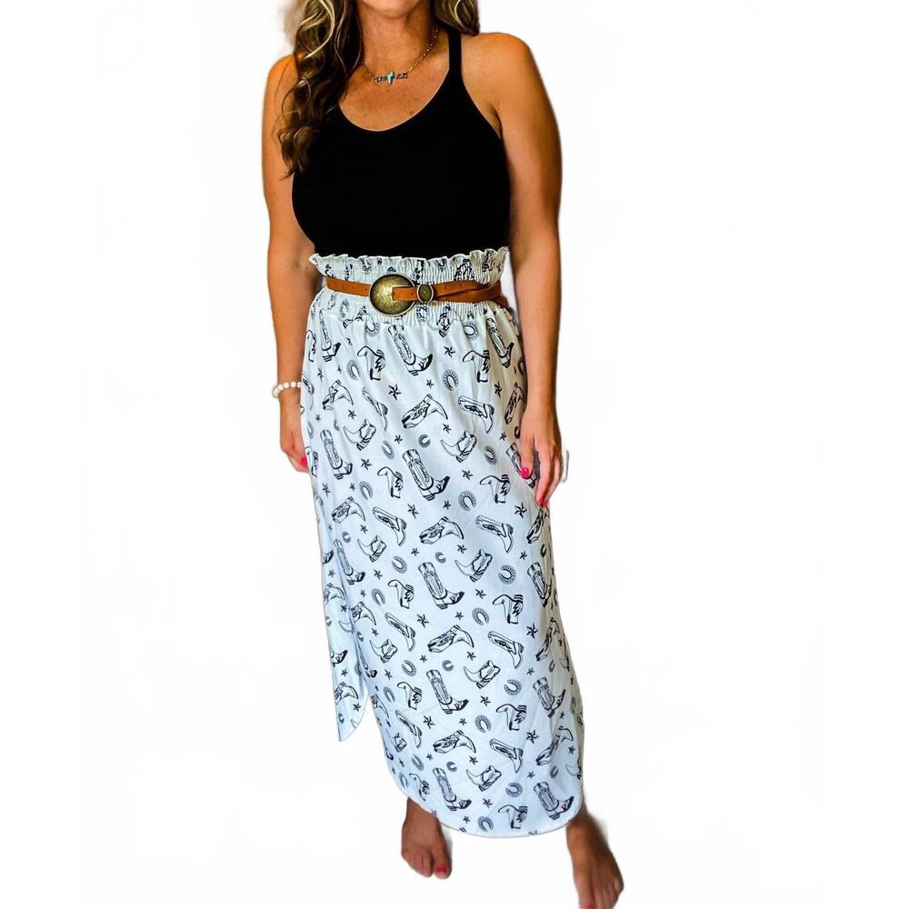 NEW AVERY APPAREL lonestar side slits smocked waist skirt in white